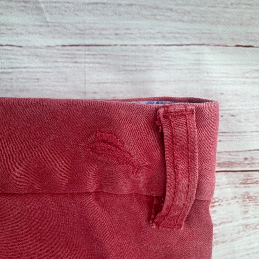Tommy Bahama Pants Mens Size 42x30 Flat Front Chino Faded Red Pink Straight Leg - Picture 8 of 12